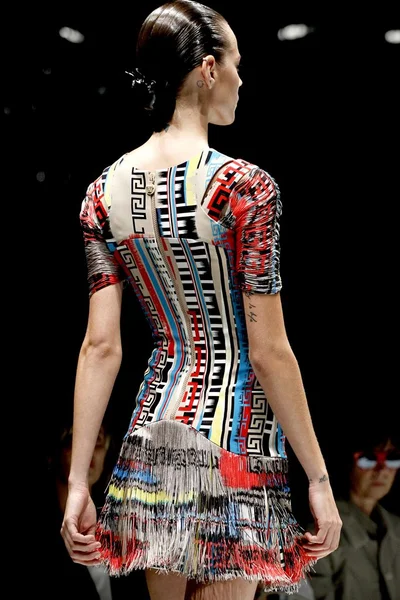 Look 98